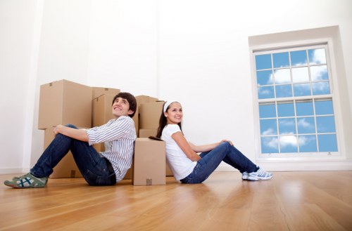 Local removal van service for flats and houses in Brent